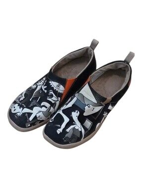 UIN Footwear Picasso's Guernica Toledo Print Slip On Sneakers Size 9